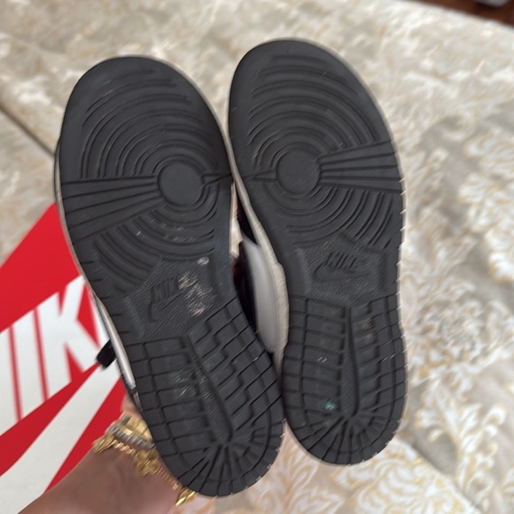 Panda dunk lows- size 13C - Picture 6 of 7